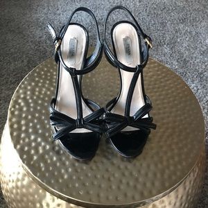 Prada Vernice - Pantene Bow Heels
